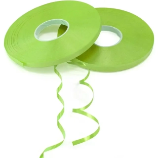 Kadeřavá stuha – zelená (10 m, 55 mm)